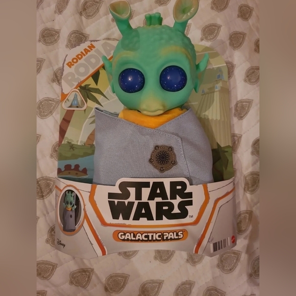 Star Wars Galactic Pals Rodian Green Alien - Picture 1 of 1